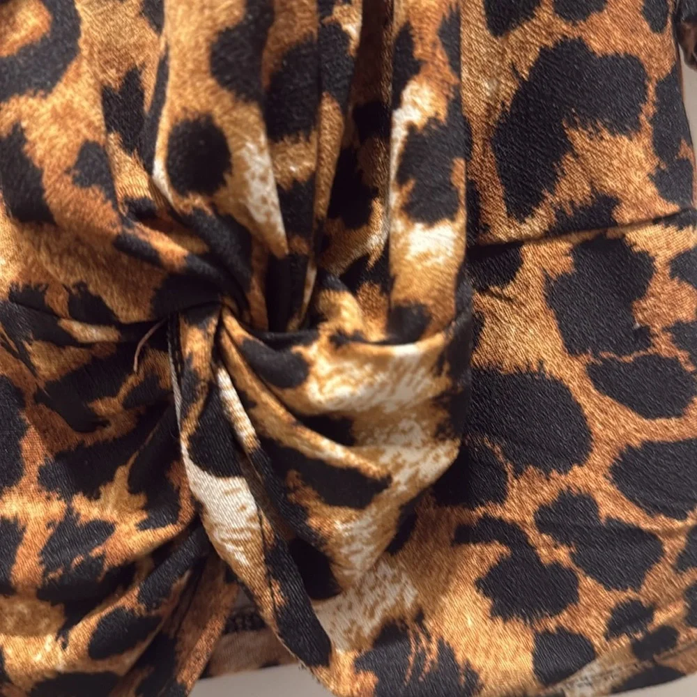 Leopard Print Top - Picture 3 of 4